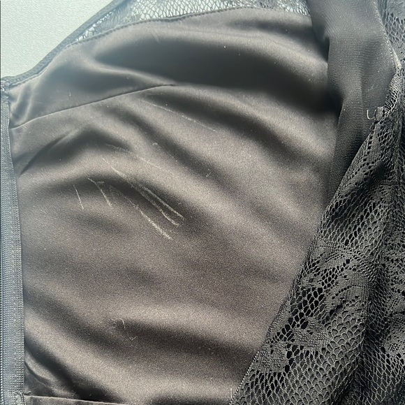 Chic Black Sleeveless Dress - Picture 3 of 5